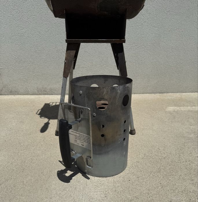 Grelhador em Ferro + Grelha + Acendedor