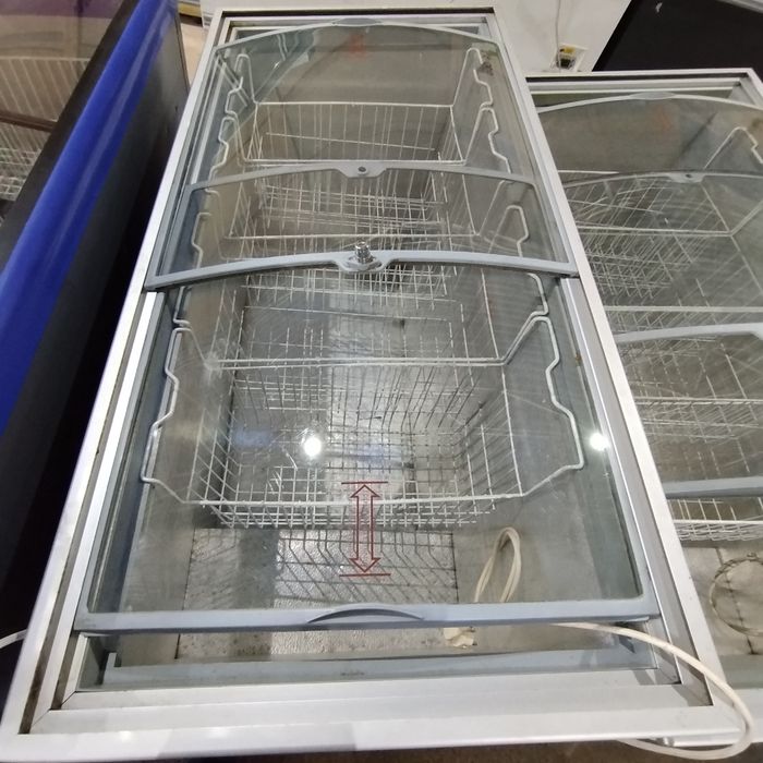 АКЦИЯ. Распродажа Ларь морозильный UGUR 400.,литров 6500.гр