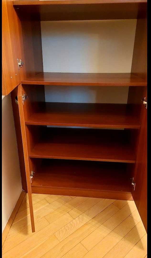 Szafa ubraniowa wolnostojąca
