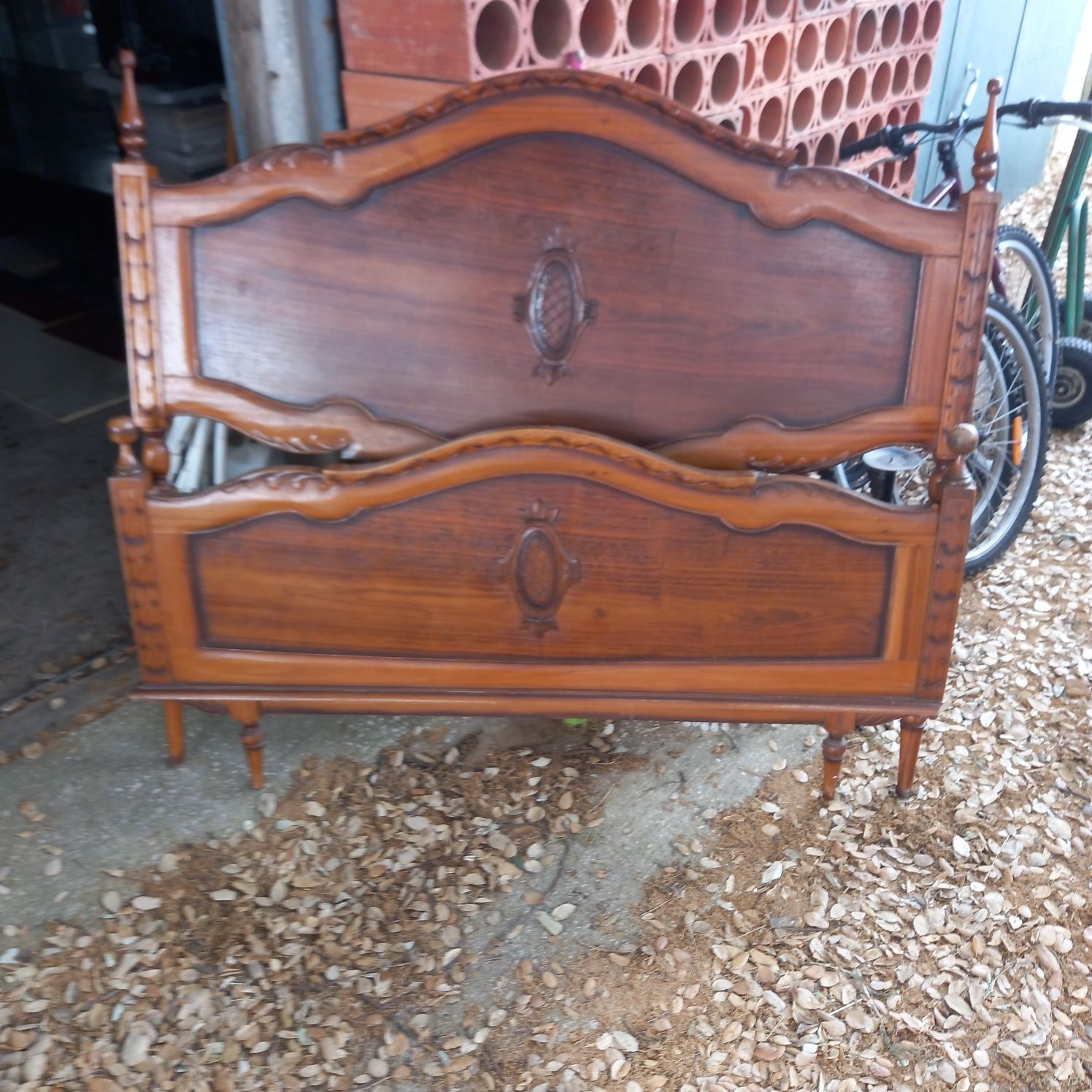 Cama   de   casal