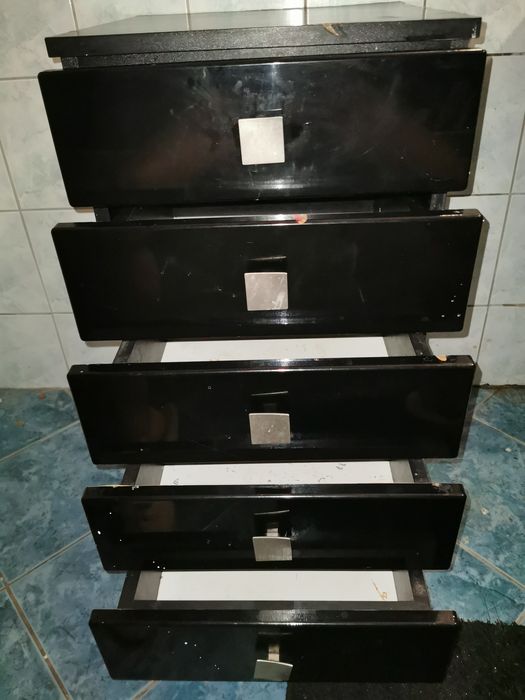 Szafka łazienkowa czarna