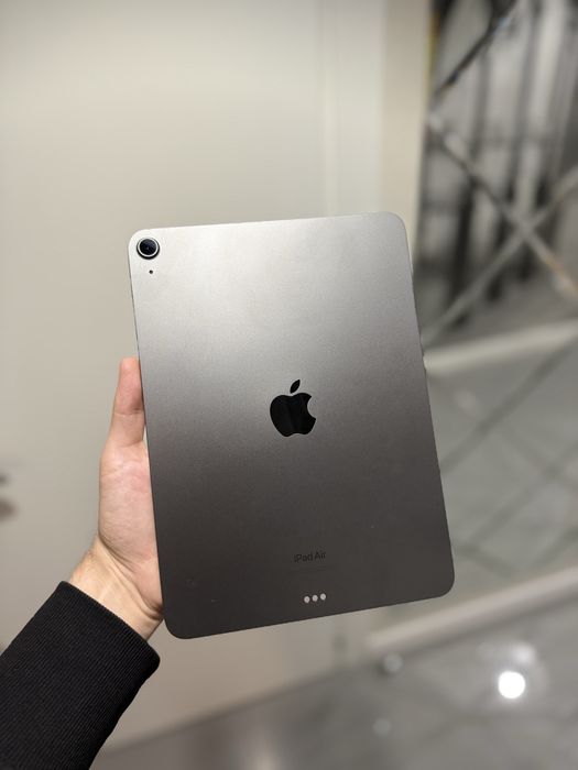 iPad Air 5 10.9 M1  (2022) 64GB Space Gray чудовий стан з гарантією