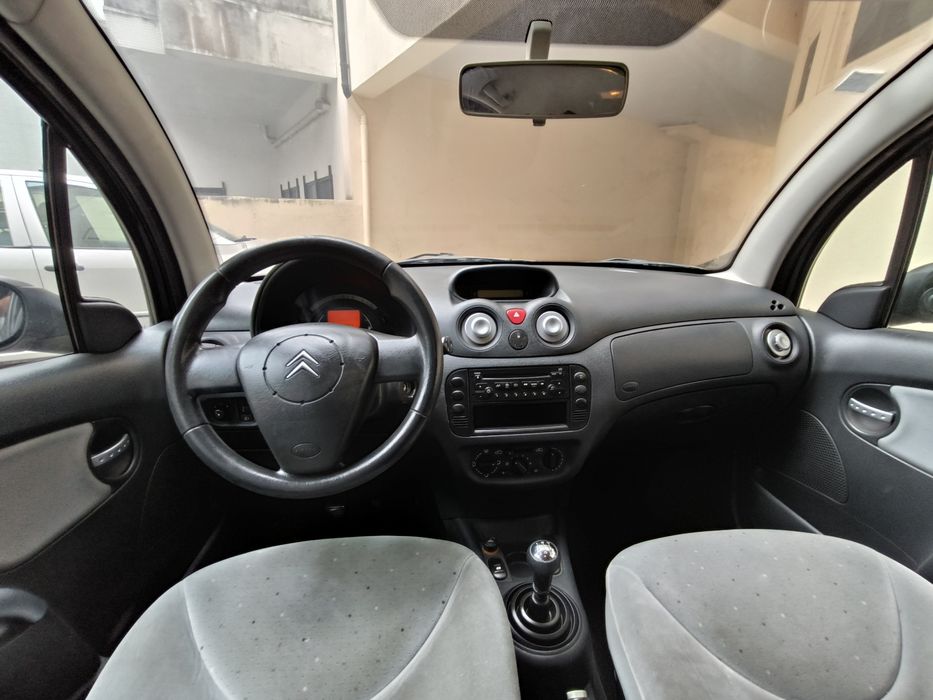 Citroen C3 1.1 Dream 5 Portas apenas 200 mil kms ano 2004