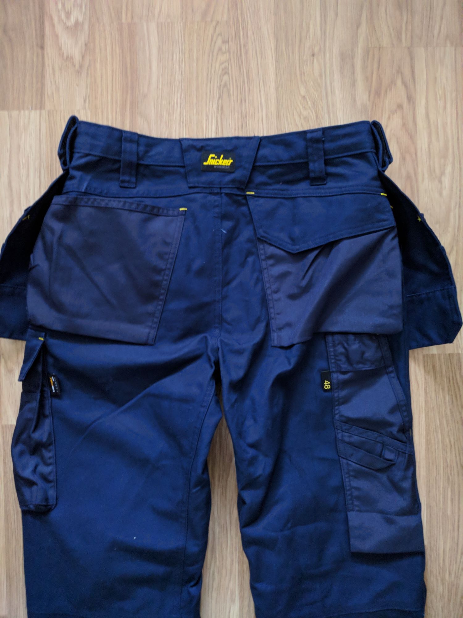 Новые функциональные рабочие штаны snickers allroundwork extrapocket