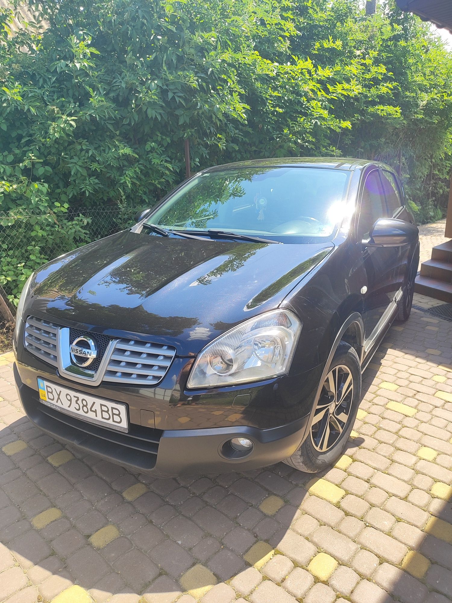 Продам Nissan Qashqai 4WD
Автомобіль перебував в одній родин