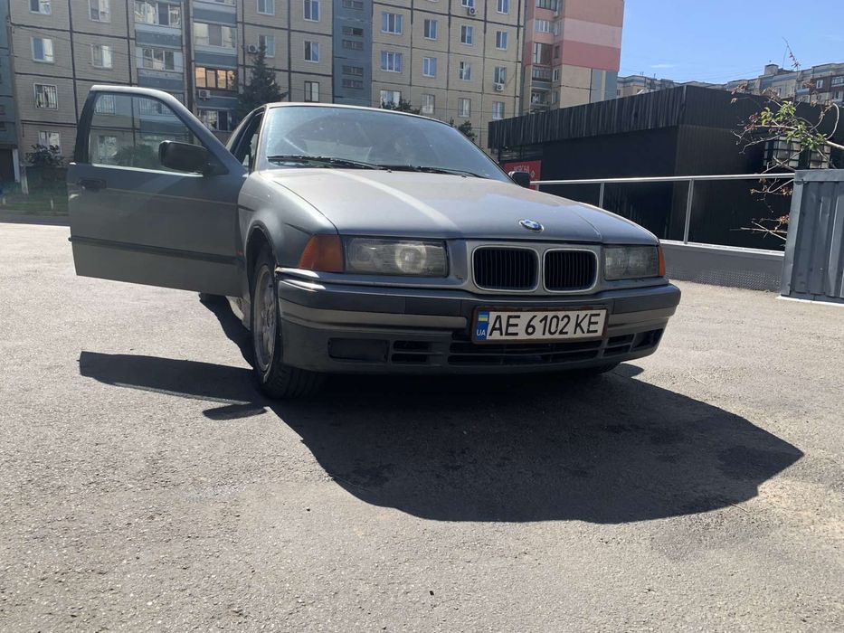 Продам БМВ е36 318i