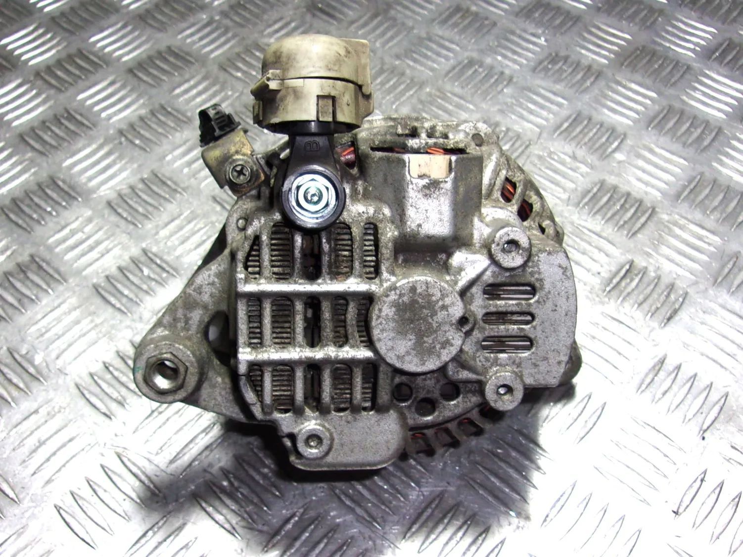 Mazda 3 BK  alternator 1.4 1.6