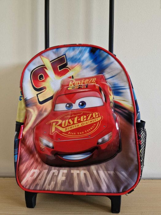 Mochila pré escolar faísca McQueen como nova