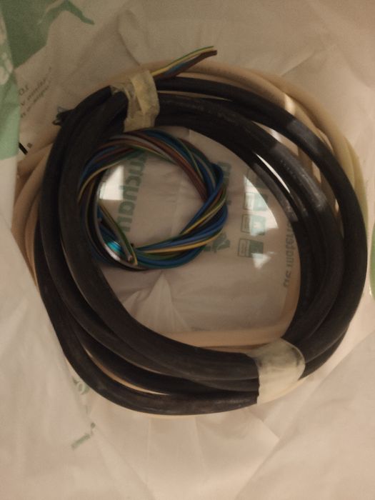 Cabos elétricos vários