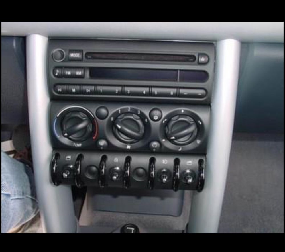 Radio mini one 2004
