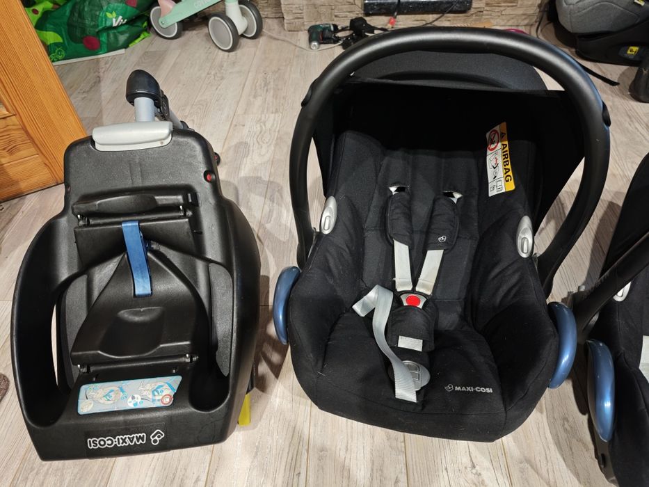 Maxi-Cosi nosidełko z bazą