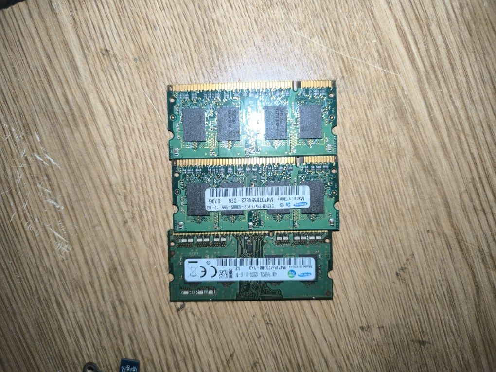 Części do laptopów