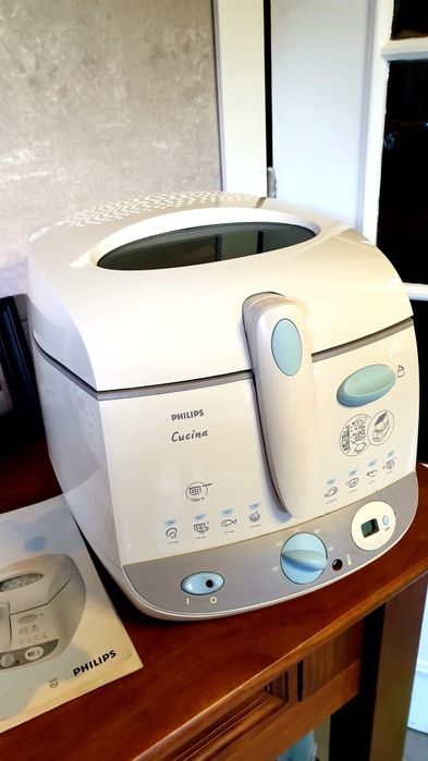 Fritadeira Eléctrica Philips - Cucina