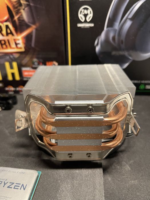 Процесор AMD Ryzen 3 1200 + Кулер Deepcool GAMMAXX 300 іделаний стан