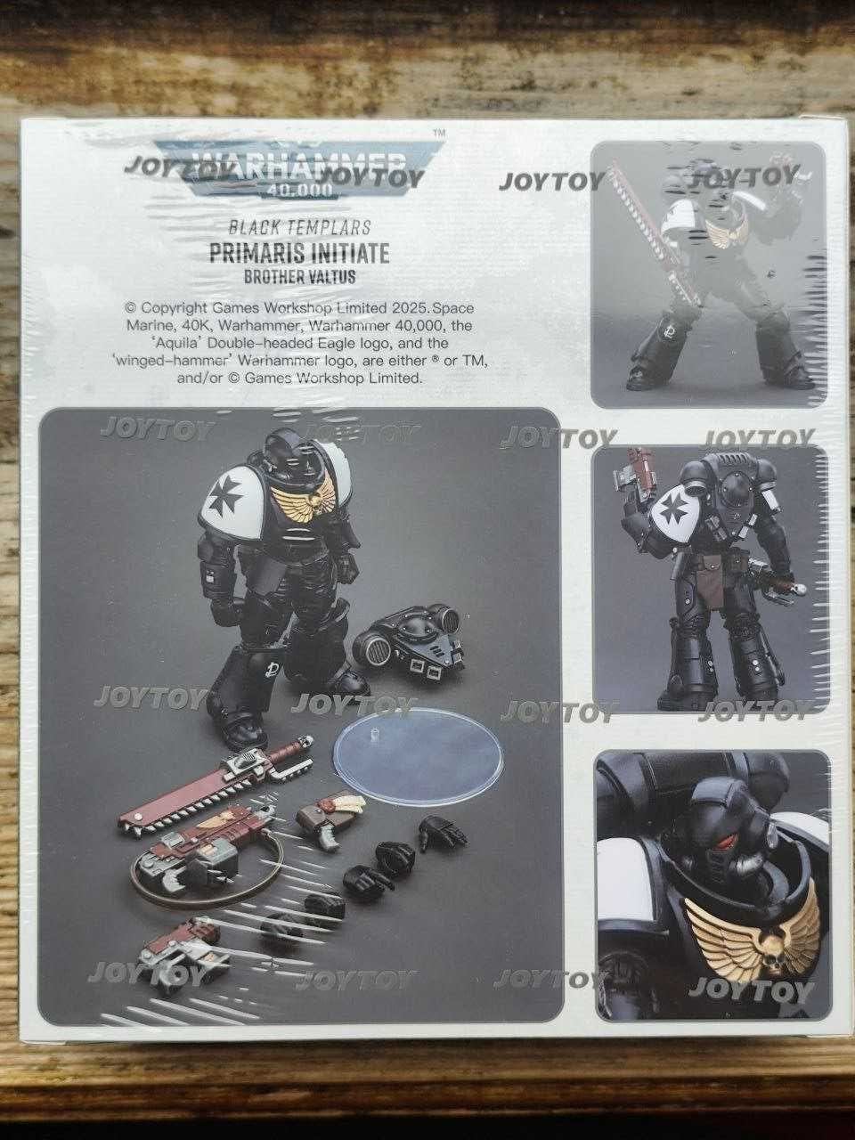 Коллекционная фигурка Joytoy Warhammer Черный Храмовник Брат Валтус