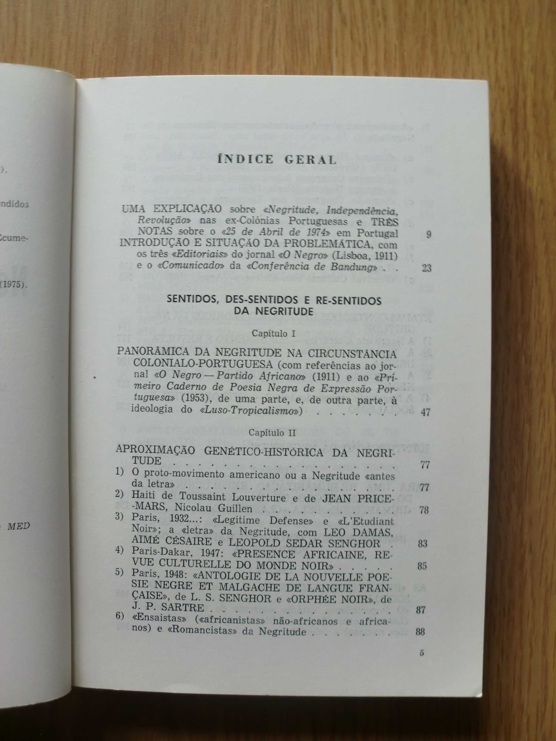 Negritude, Independência, Revolução
de Fernando Neves