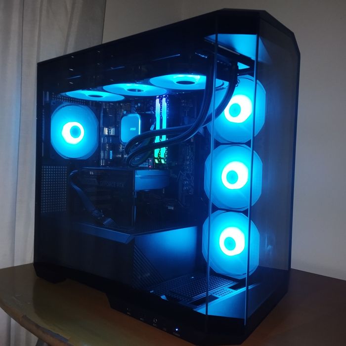 Pc Gamer Ryzen 7 5800X, RTX 5060, 32 GB DDR4 RGB