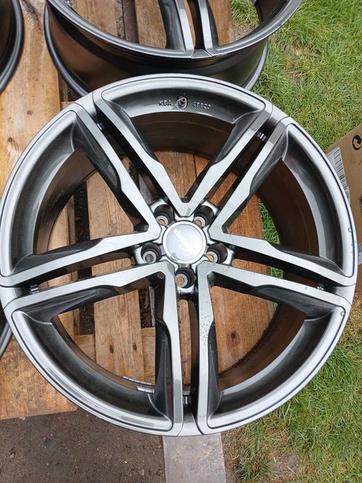 A1185. WHEELWORLD 9 x 20 ET 30 rozstaw 5x112