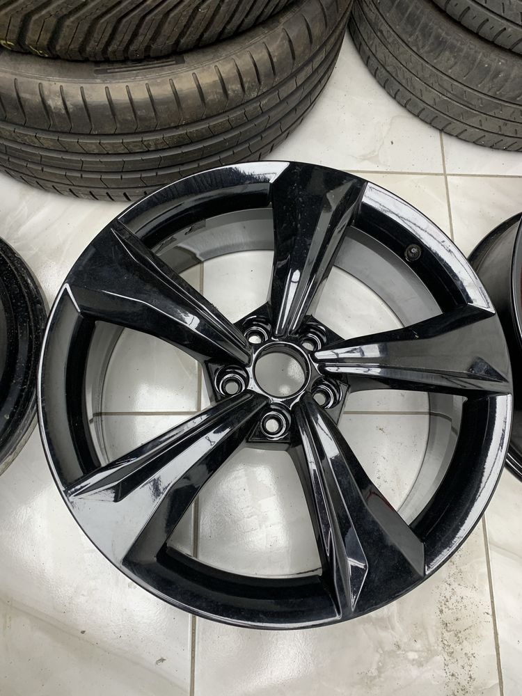 Диски ОРИГИНАЛ AUDI на 19 дюймов 5х112