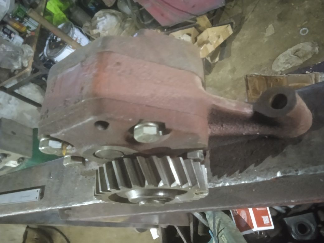 Pompa oleju c 385 4 cylindry