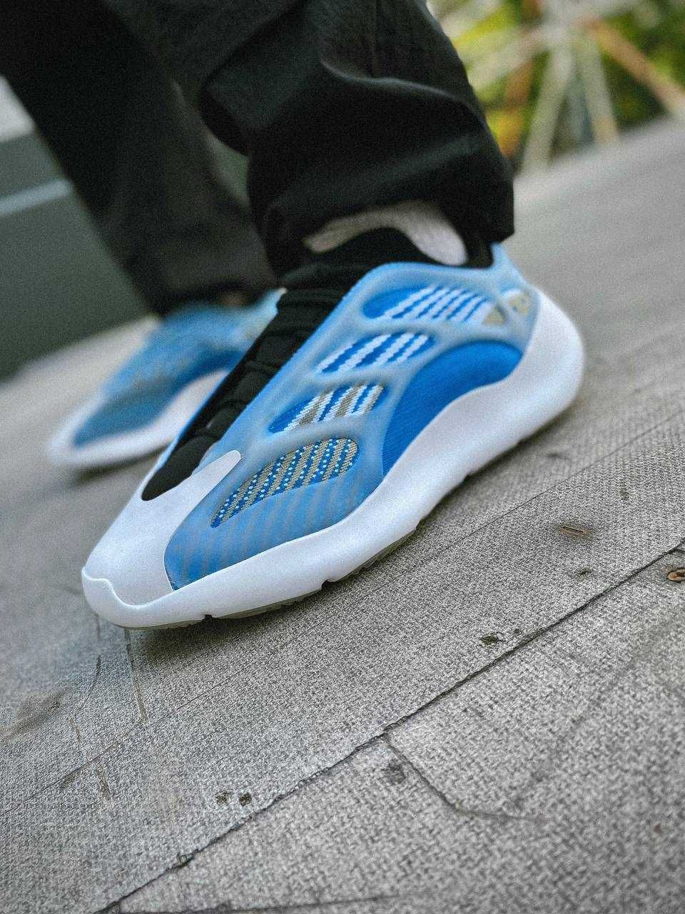 Кроссовки Adidas Yeezy 700 V3 Blue Дропшипинг