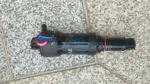 Amortecedor ROCKSHOX delux 190 mm