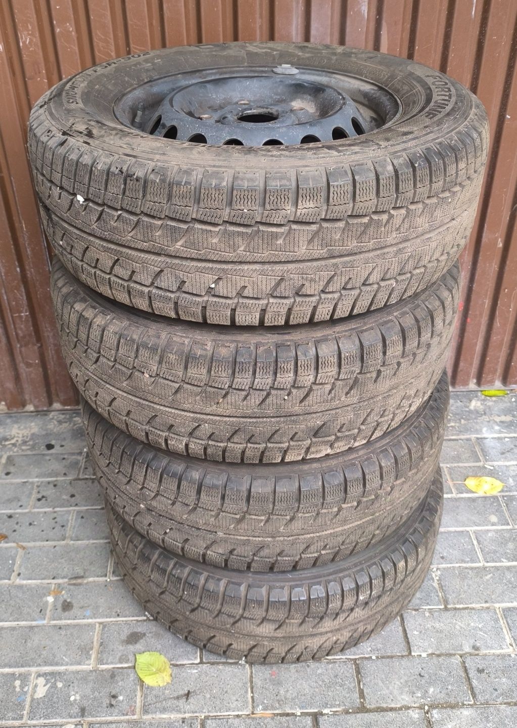 Koła felgi opony zimowe komplet 235/65 R16 C transit sprinter