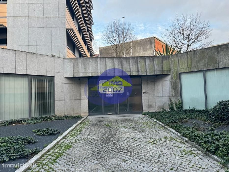 Vende-se Escritório na zona central da Cidade