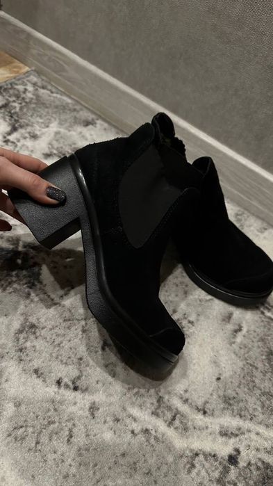 Ботфорди ботинки взуття