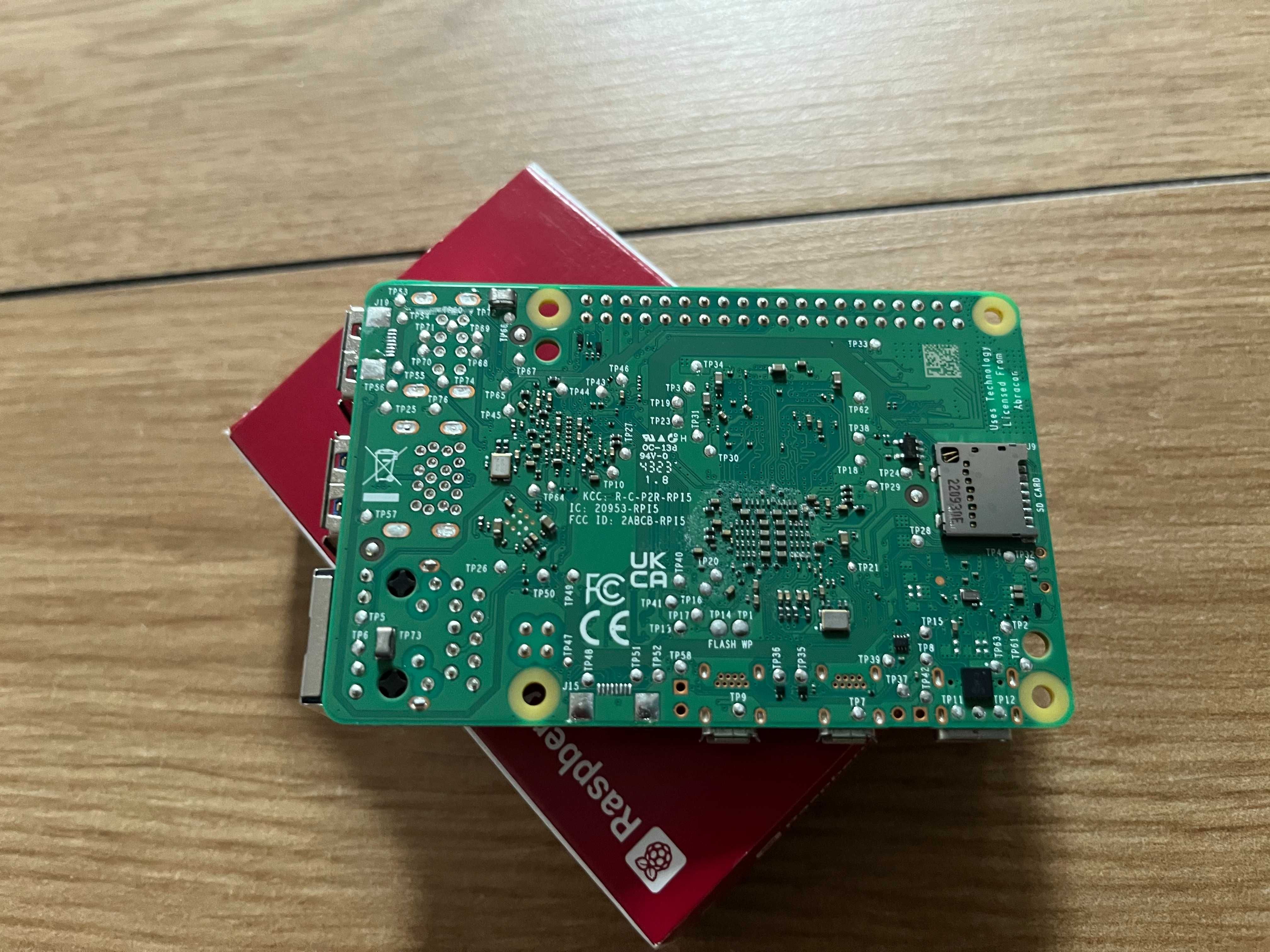 Raspberry pi 5 4GB + oryginalna obudowa