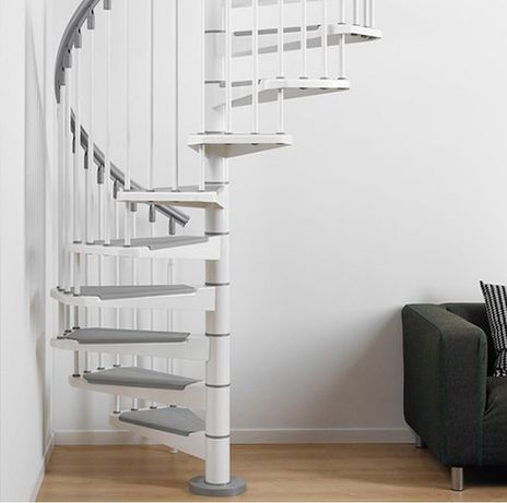 Escadas Caracol modulares (210 cm a 305 cm de altura)