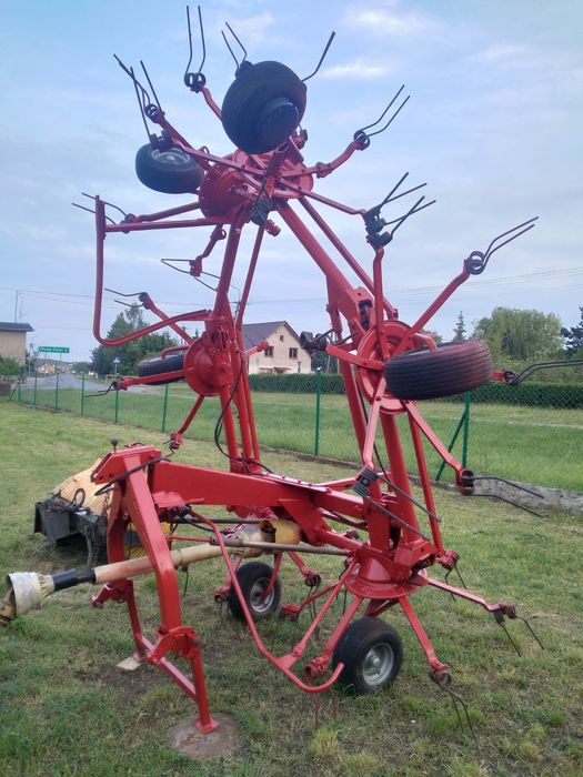 Przetrząsacz siana PZ KUHN