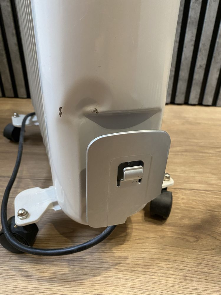 Grzejnik elektryczny olejowy 2500W