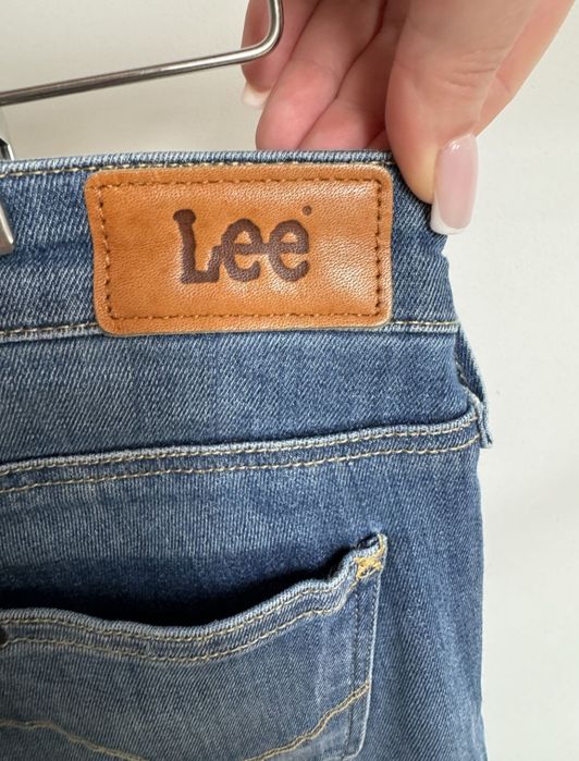 Spodnie damskie dopasowane skinny jeans LEE 27/31