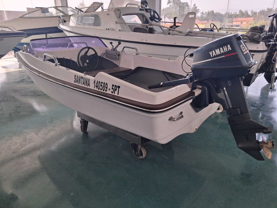 Barco VIMAR 320 com o motor YAMAHA 6HP