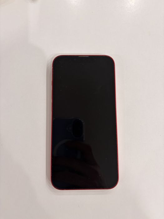 Iphone 13 czerwony