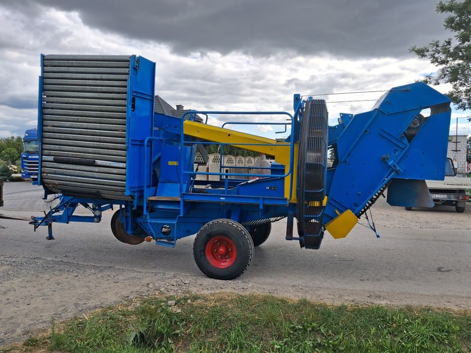 Kombajn Anna Z-644 transport