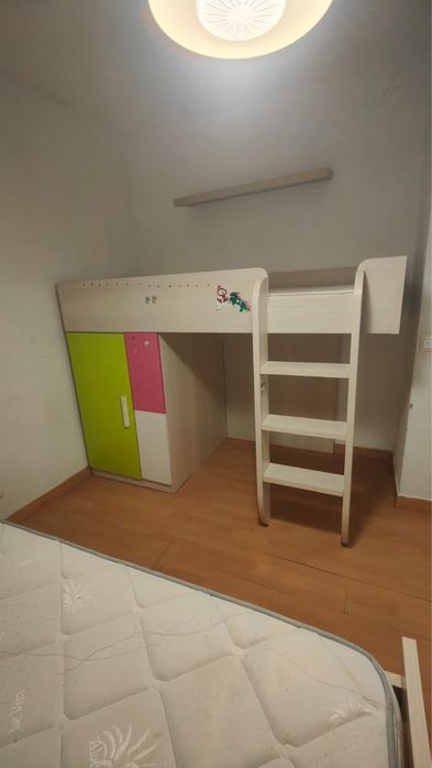 Cama beliche de menina