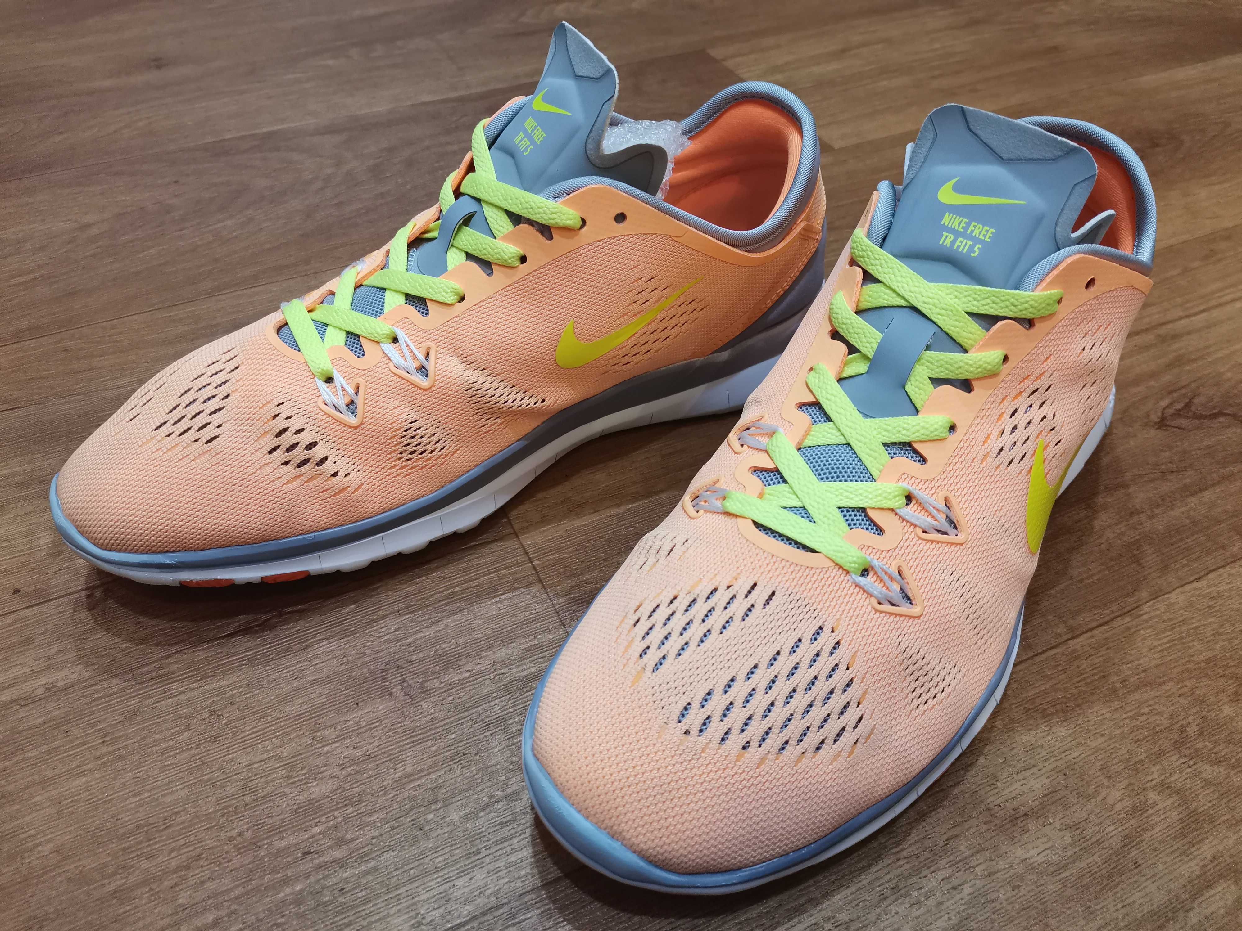 Продам кросівки Nike Free TR Fit 5  40 розміру.