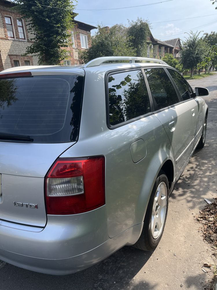 Ауді А4/audi A4 2005 рік
