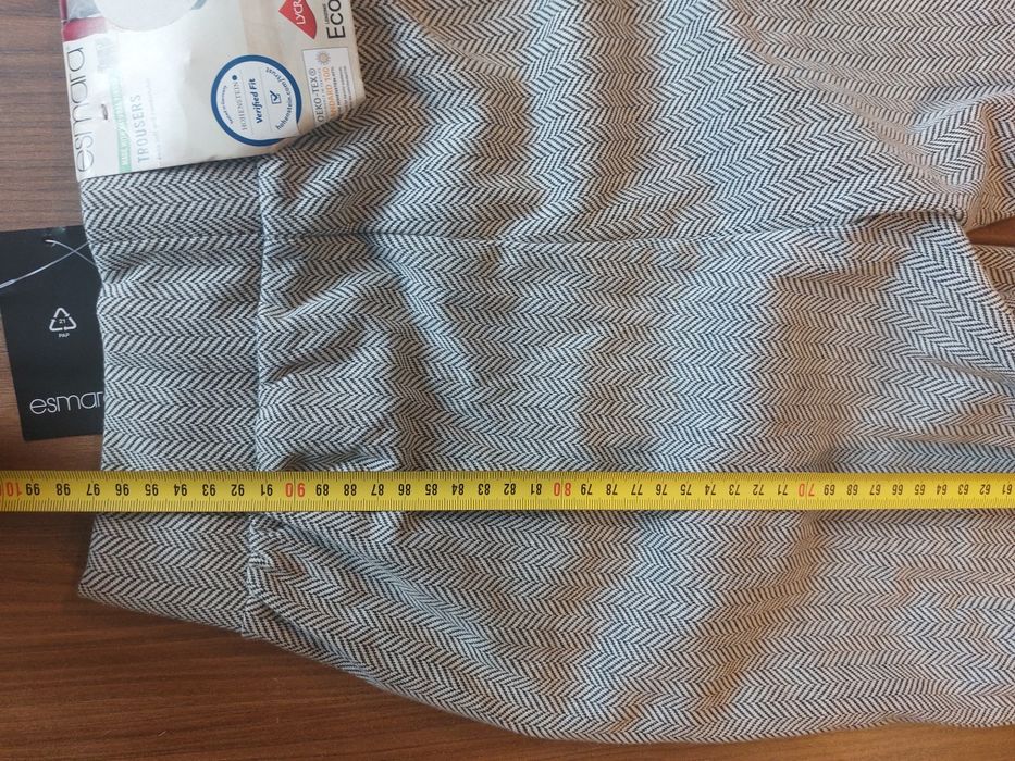 Spodnie dresowe rozmiar XS 32 / 34 NOWE z metką siwe szare