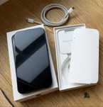 iPhone 15 Pro 256 GB Black Titanium – Stan bardzo dobry