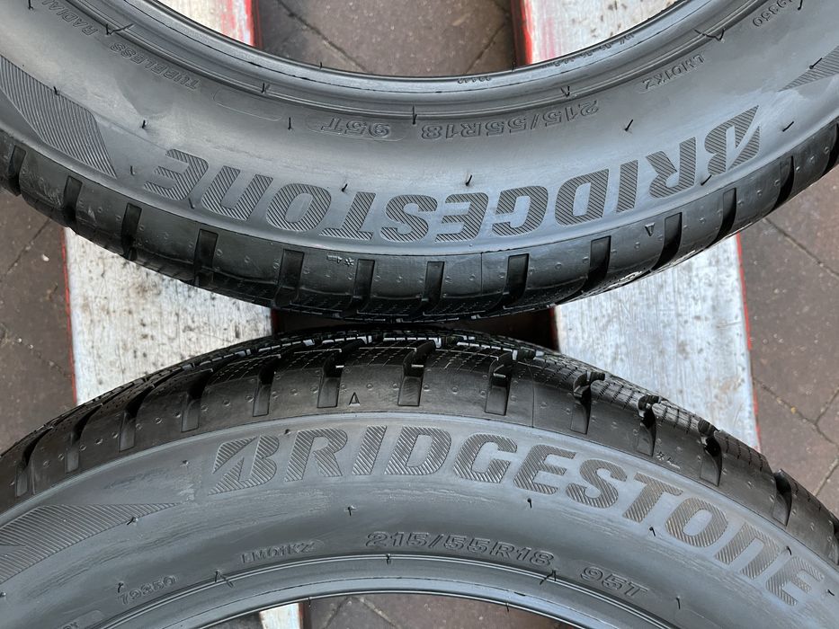 2x 215/55/18 Bridgestone Blizzak LM 001 NOWE 2023/24 rok