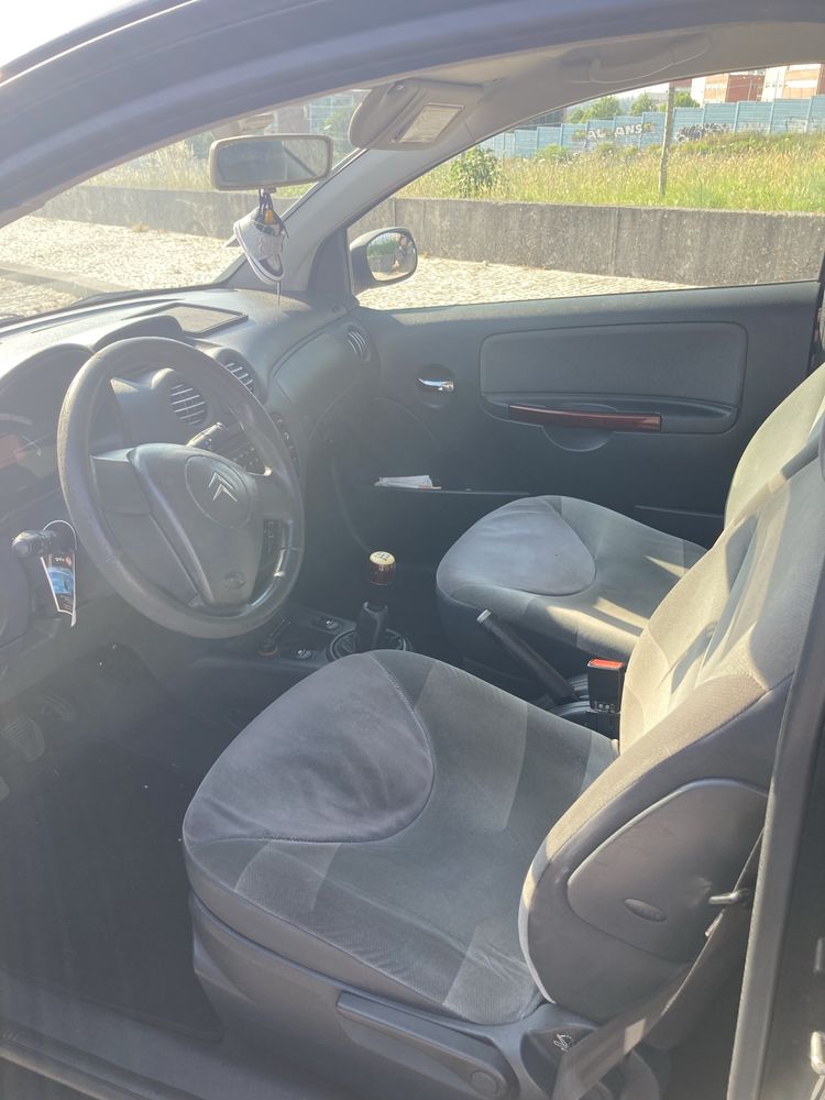 Citroen C2 1.1i 60cv