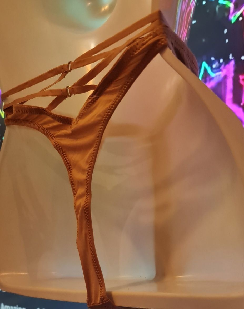 Stringi Victoria's Secret, brązowe, ładny tył, rozmiar L/170/80A