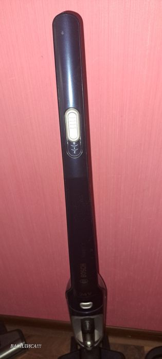 Продам аккумуляторный пылесос Bosch 18 вольт