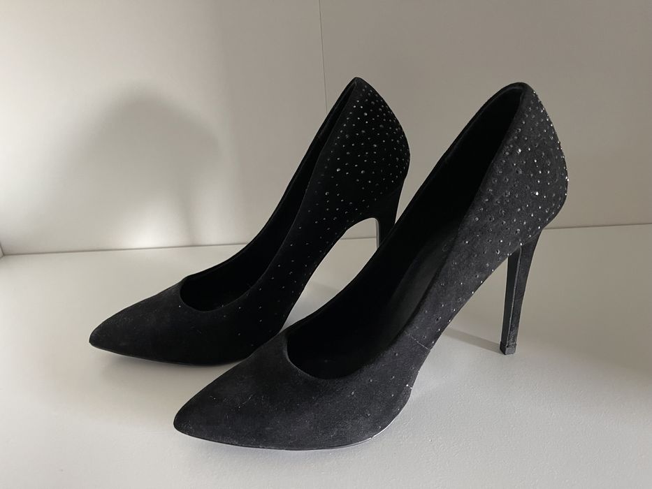 Buty na szpilce 40 Reserved