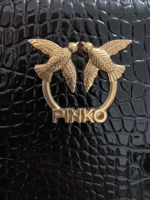 Сумочка Pinko.