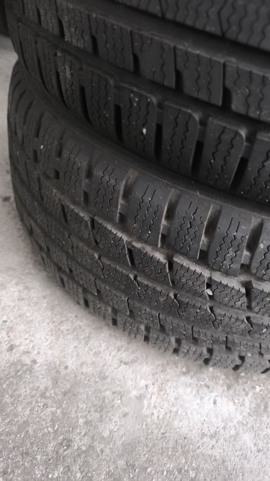 4x Opony zimowe 205/45R17 84V Kumho Runflat  Montaż Wolsztyn Wysyłka