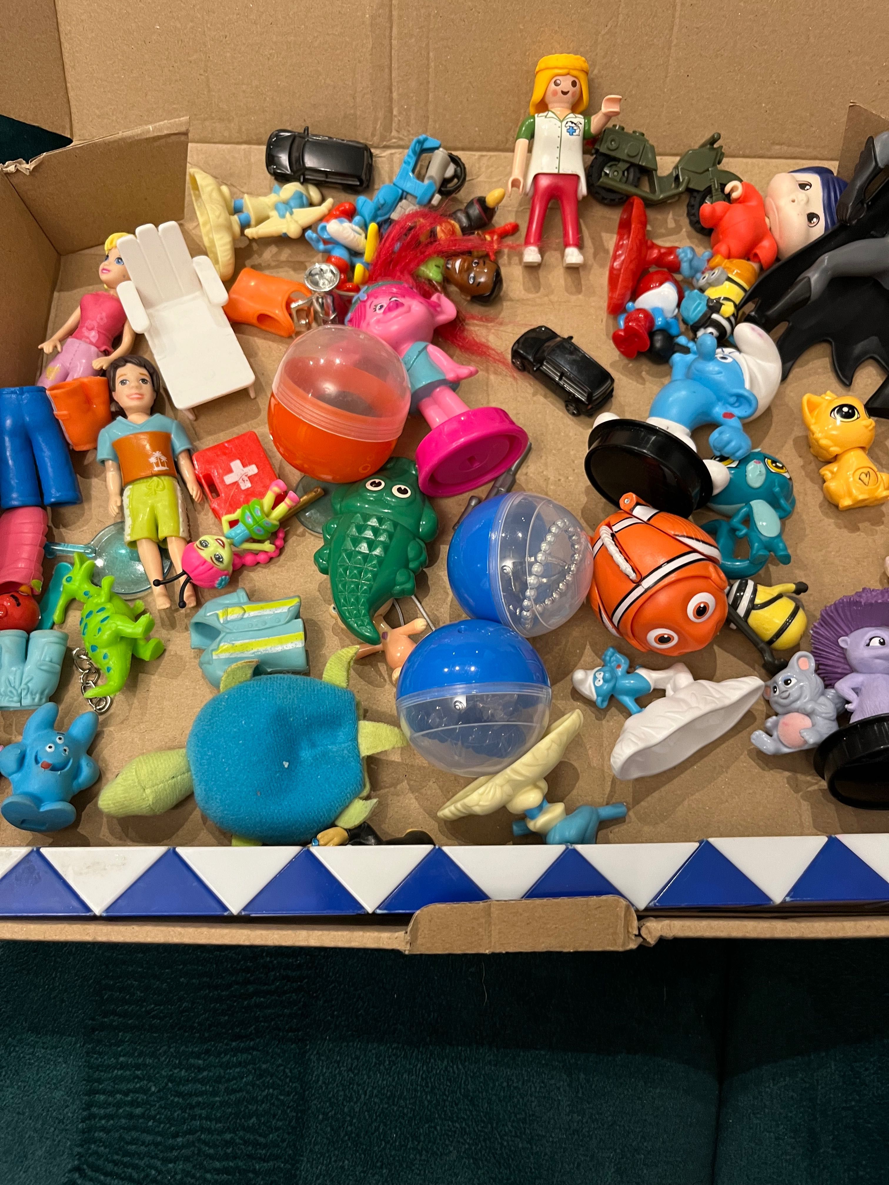Figurki i zabaweczki ponad 30 szt
